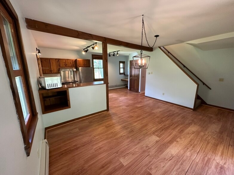 Dining - 102 Ways Ln