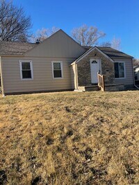 Building Photo - 3442 Martin Ave