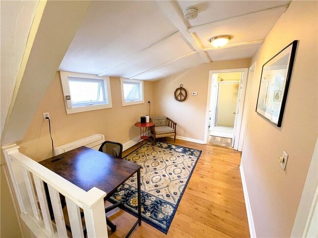 Building Photo - 6 Pope St