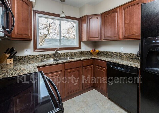 Building Photo - 8302 Twana Dr