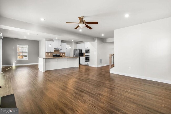 Building Photo - 2305 Wadlow Ln