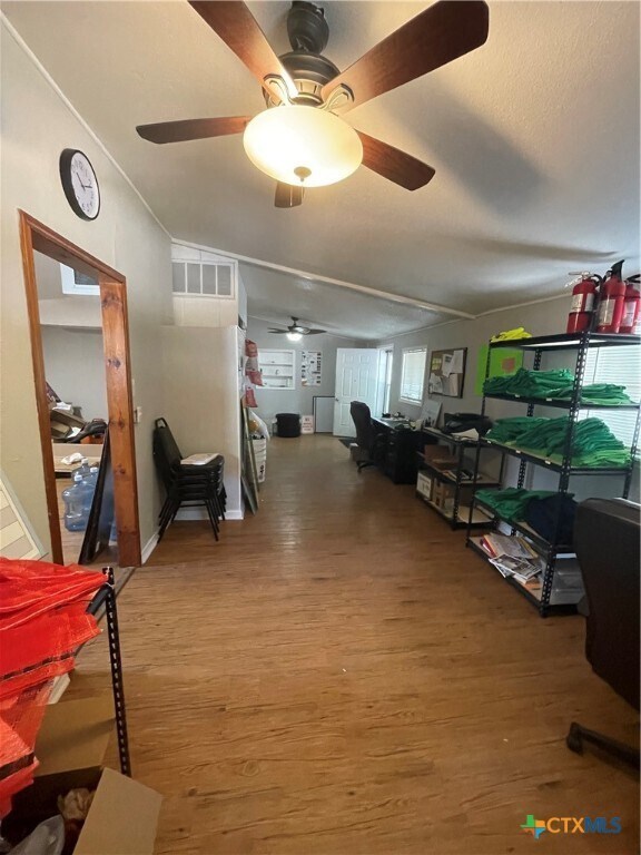 Building Photo - 1910 FM2673