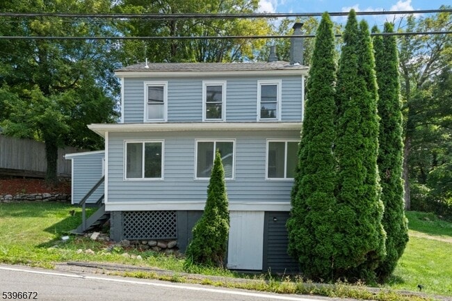 Building Photo - 113 Rt560