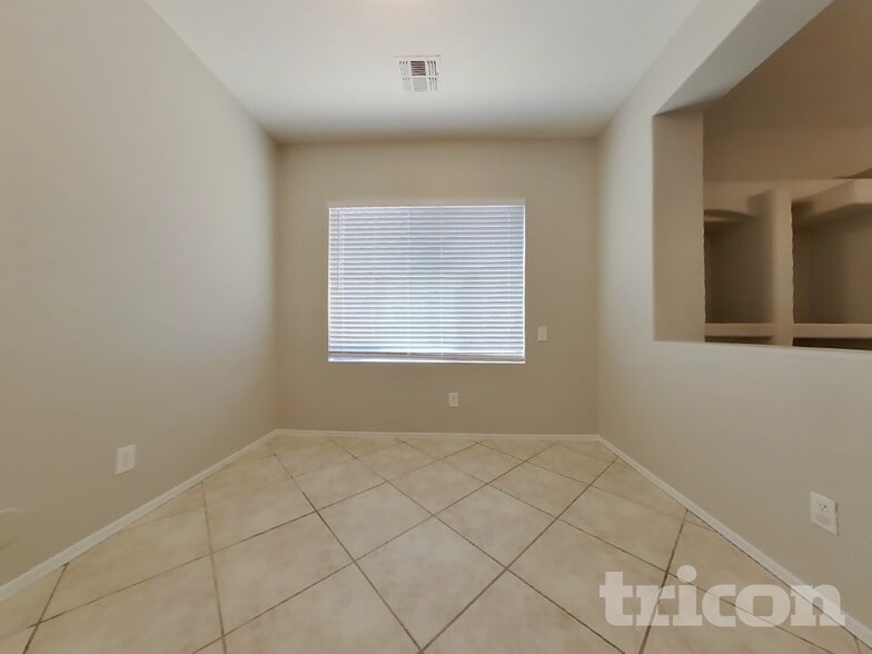 Building Photo - 9406 W Berkeley Rd