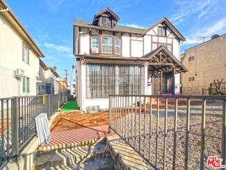 Building Photo - 336 S Wilton Pl