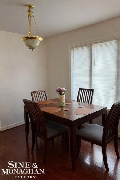 Building Photo - 904 Trombley Rd