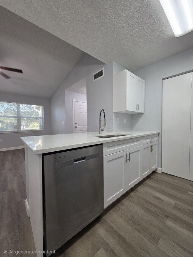 Building Photo - 12591 Equestrian Cir