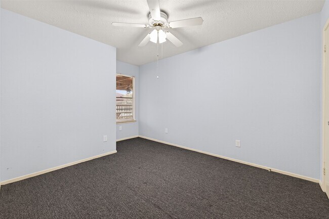 Building Photo - 6630 Harpers Dr