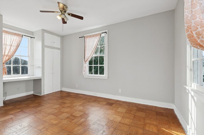 Building Photo - 2832 Palmer Ave