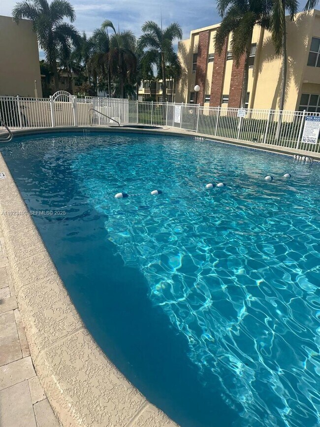 Building Photo - 1350 Atlantic Shores Blvd