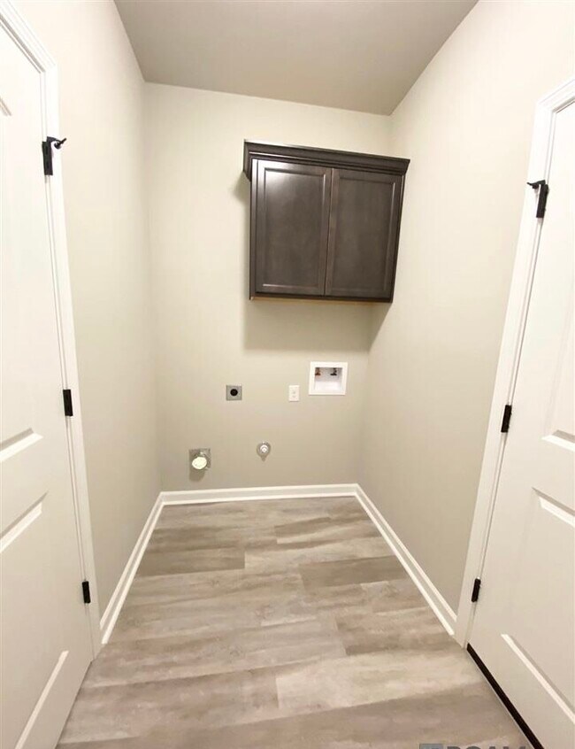 Building Photo - 13896 Colt Dr