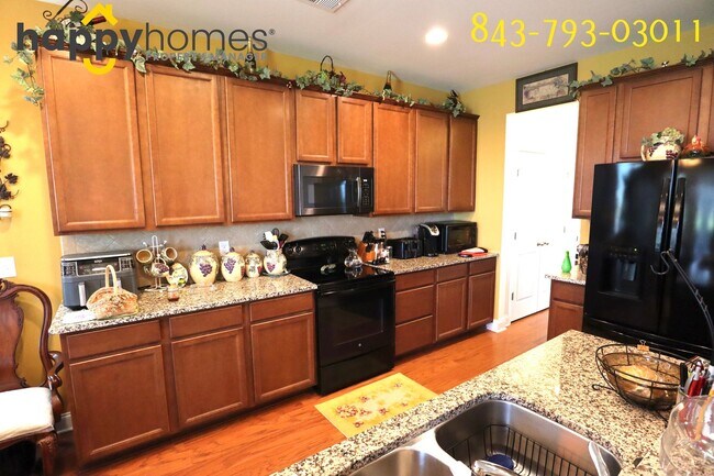 Building Photo - 350 Spectrum Rd