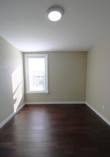 Building Photo - 402 N 64th St