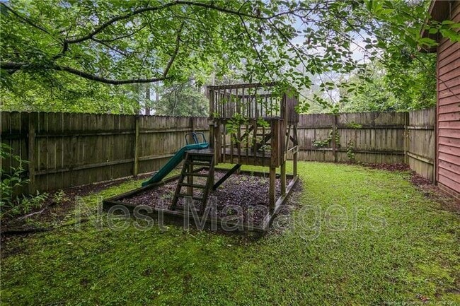 Building Photo - 405 Bannerman Pl