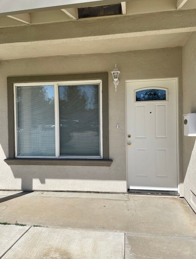 Building Photo - LINCOLNVIL9849