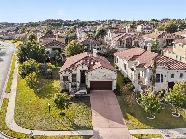 Building Photo - 403 Indianwood Dr