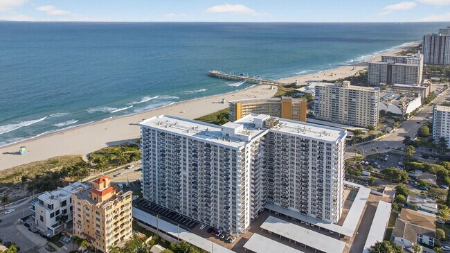 Building Photo - 405 N Ocean Blvd