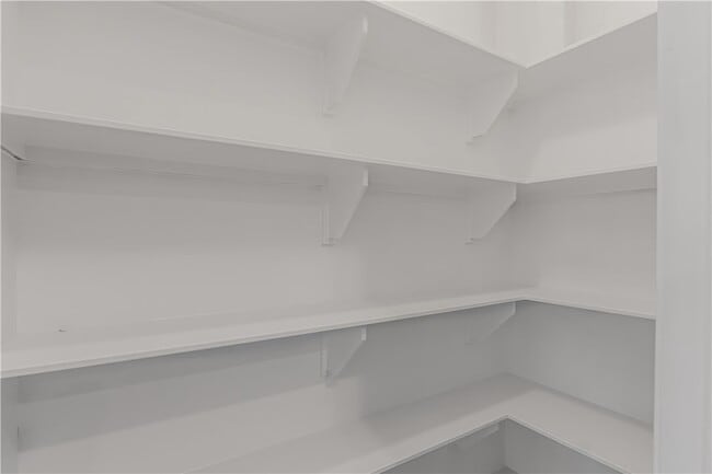 Building Photo - 601 W 24th St