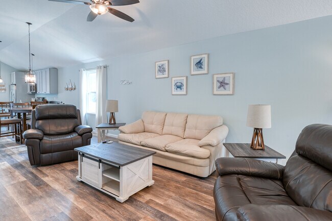 Building Photo - 5446 Windantide Rd