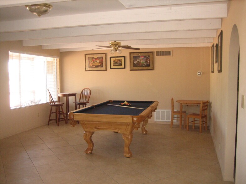 Building Photo - 7815 E Thunderbird Rd