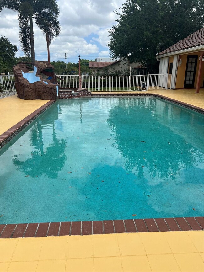 Building Photo - 11301 SW 3rd St