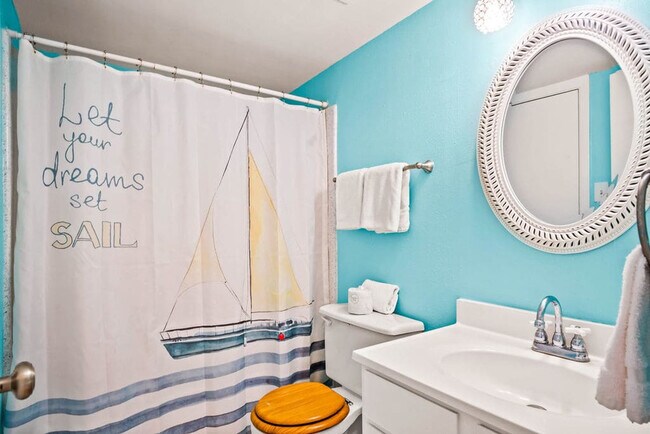 Building Photo - 1412 Eleventh Street-SI FL2-ID1023183P