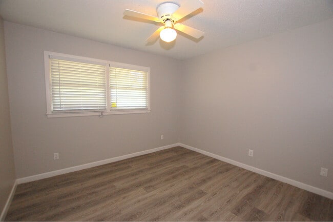 Building Photo - Completely Updated 3/2/2 House Convenient to Texas Tech