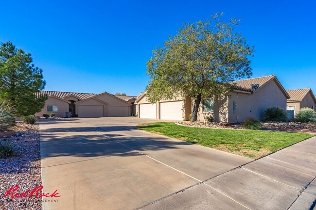 Building Photo - 484 N 2480 W