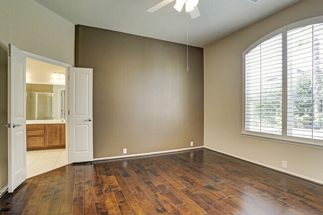 Building Photo - 5503 Honey Mesquite Way