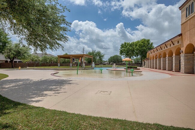 Building Photo - 1634 Analy Ct