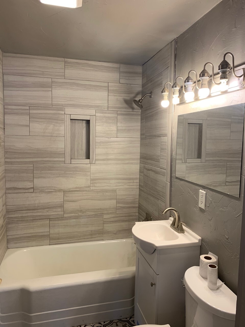 Building Photo - 1380 Classen Blvd