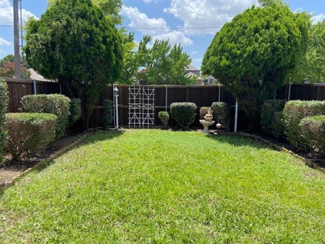 Building Photo - 1714 Lantana Dr