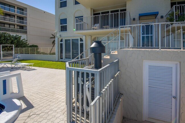 Building Photo - 3230 S Ocean Blvd