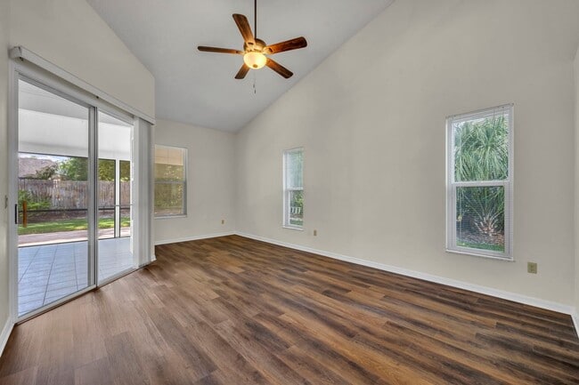 Building Photo - Great Oviedo Home in Bentley Woods!