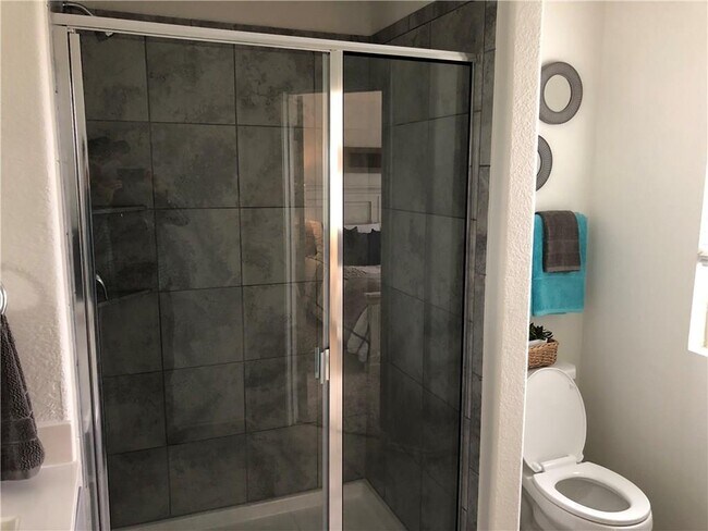 Building Photo - 171 Andross Ln