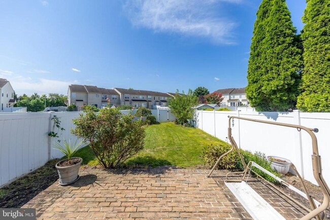 Building Photo - 27 Zion Dr