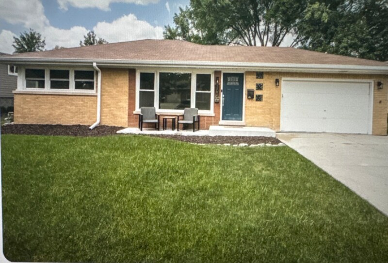 Building Photo - 302 S Patton Ave