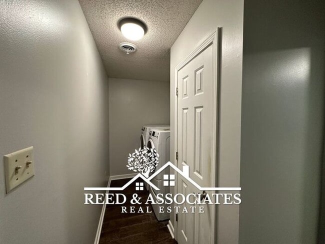 Building Photo - Renovated 3 Bedroom in Collierville!