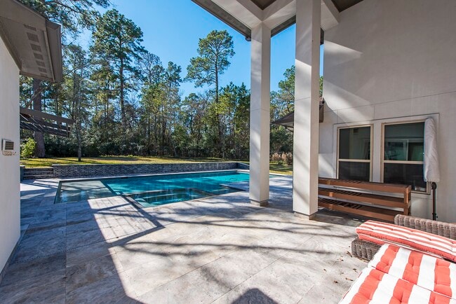 Building Photo - 7 Yellowstar Ct