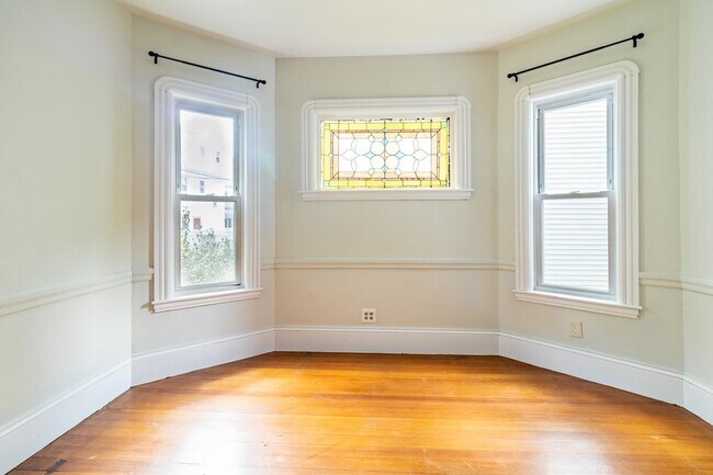 Building Photo - 787 Columbia Rd