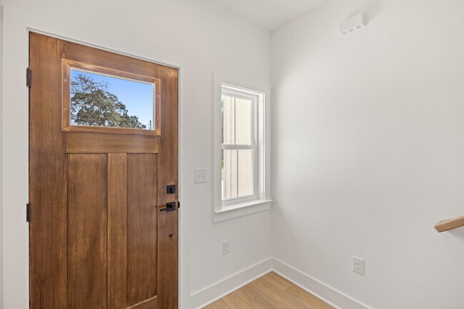 Building Photo - 1605 Beckett Blvd