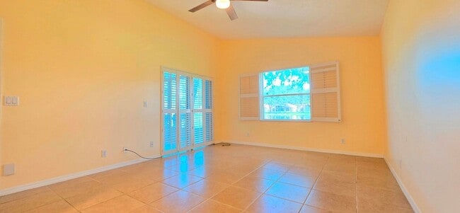 Building Photo - 7299 Lugano Dr