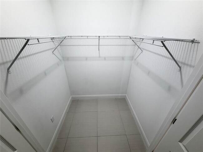 Building Photo - 2481 San Filippo Dr SE