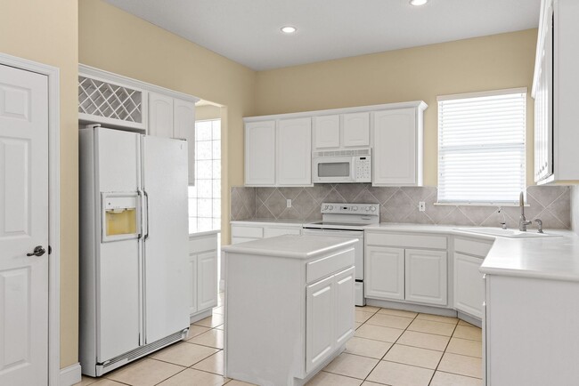 Building Photo - Avalon Park at Turtle Creek 3 bedroom home