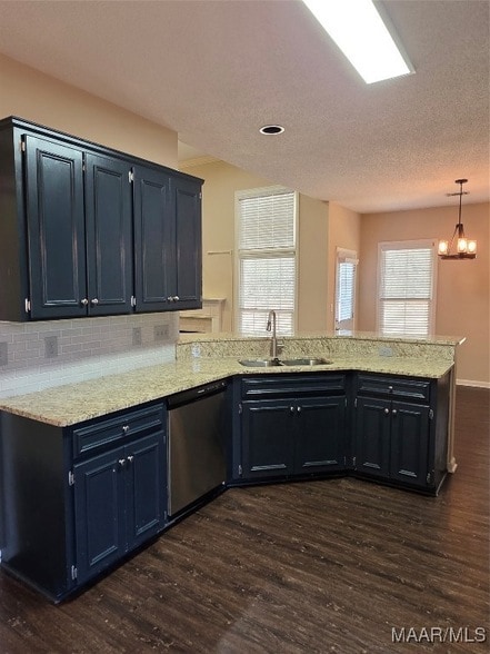 Building Photo - 2230 Kingsbury Dr