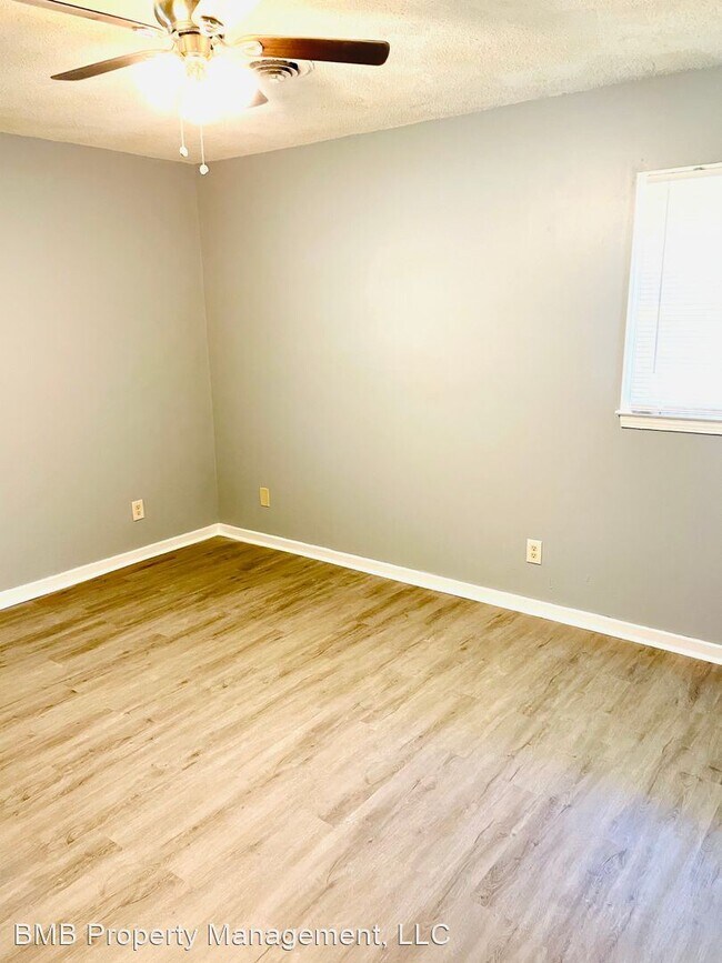 Building Photo - 3 br, 2 bath House - 312 Upton Road