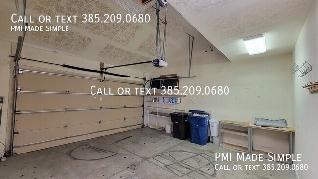 Building Photo - 3042 E Somerset Dr