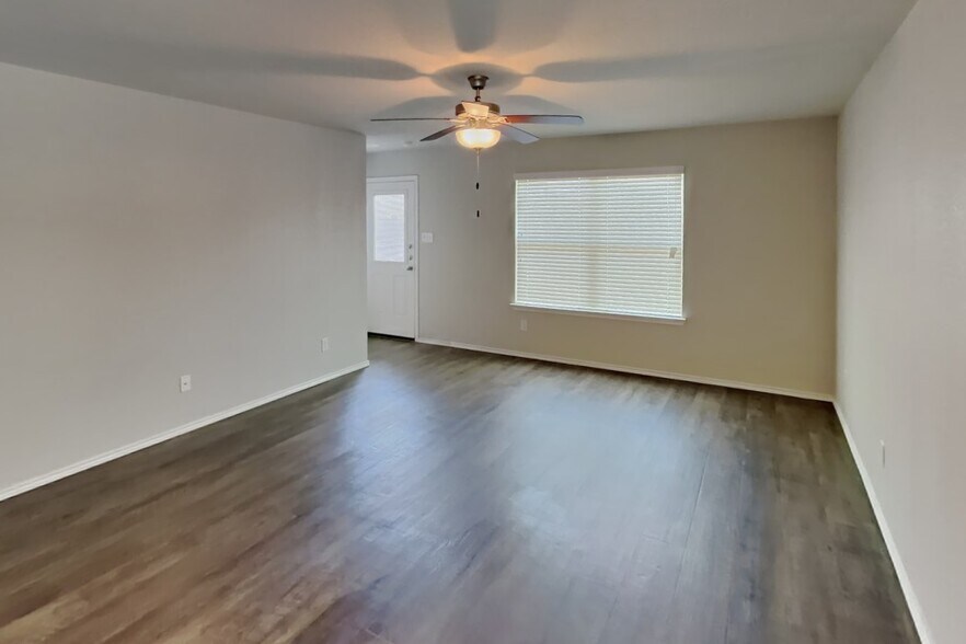 Building Photo - 3704 Colemans Run