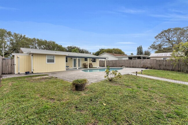 Building Photo - 9860 NW 3rd St