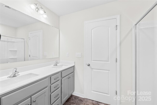 Building Photo - 3432 Blf Hl Ln